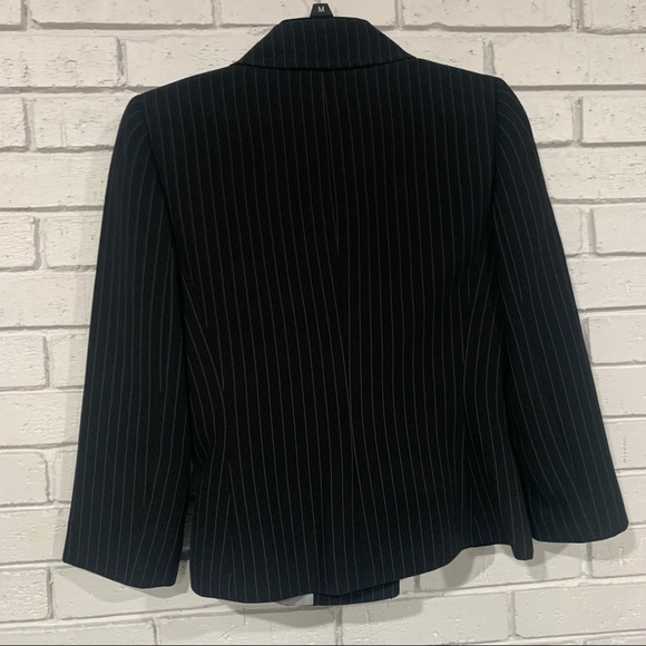 Tahari Arthur S. Levine Striped Belt Blazer - Picture 6 of 8